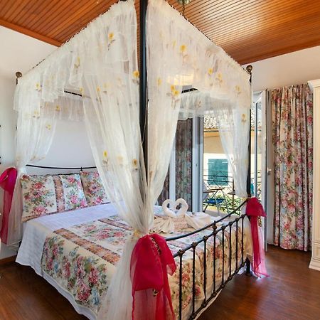 Evi'S Maisonette Longós Dış mekan fotoğraf